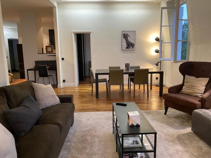 Appartement 3 Chambres Paris 7E Extérieur photo